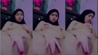 Daun Masih Muda Jilbab Hitam Kobel Memek Pink Video by PornTrex