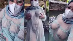 Jilboobrs Bajunya Transparan di Kolam Video by FapHouse