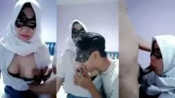 SM4 Jilbab Putih Ngewe Aplikasi Bling2 Video by YouPorn