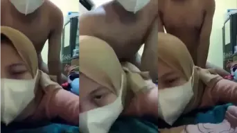 Cewe Jilbab Lagi Tiduran Kena Doggy Video by YouJizz Cewe Jilbab Lagi Tiduran Kena Doggy Video by YouJizz