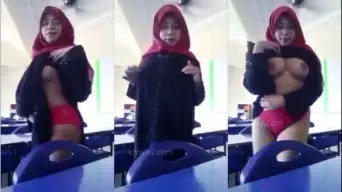 VCS Guru Toket Gede di Kelas Video by Indo18