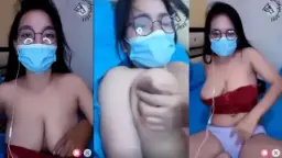 Cewek Sange Cubit Uting di Sugar Live Video by RedTube