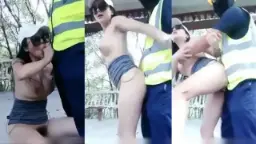 Bokep Prank Kang Parkir Ngentot di Tempat Umum Video by xNxx