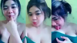 Ceina Jilat Uting Tetek Bulet Video by BOKEPSIN