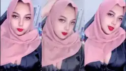 Hijabers Cantik Belahan Toket Live Mendesah Video by YourPorn