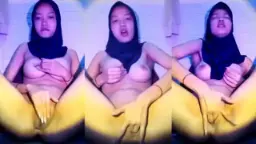 ABG Hijab Panya Sange Omek Video by BebasIndo