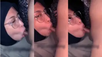 Ukhti Berkacamata Jago Banget Nyepong Video by PornHub Ukhti Berkacamata Jago Banget Nyepong Video by PornHub